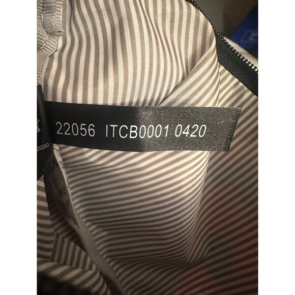 Loungefly IT Chapter Two Red Balloon Pennywise Pouch With Zipper Closure New NIP - Picture 7 of 12